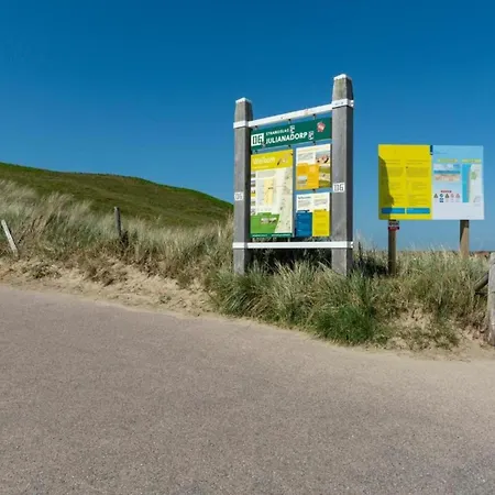 דירה By Dutch Dunes With Balcony Views יוליאנאדורפ
